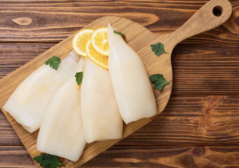 Можно ли, как и сколько хранить кальмары в холодильнике Можно ли, как и сколько хранить кальмары в холодильнике